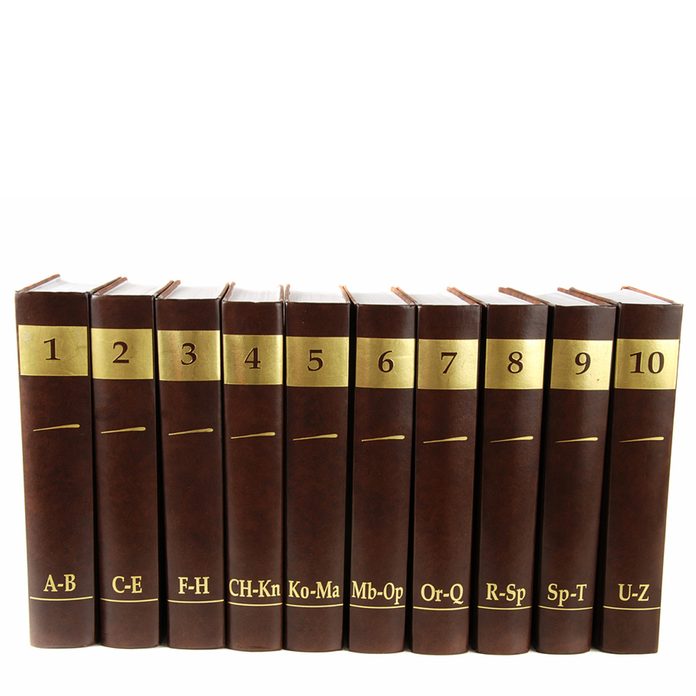 shutterstock_11226373 encyclopedia