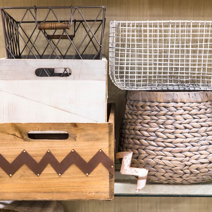 shutterstock_675323062 baskets
