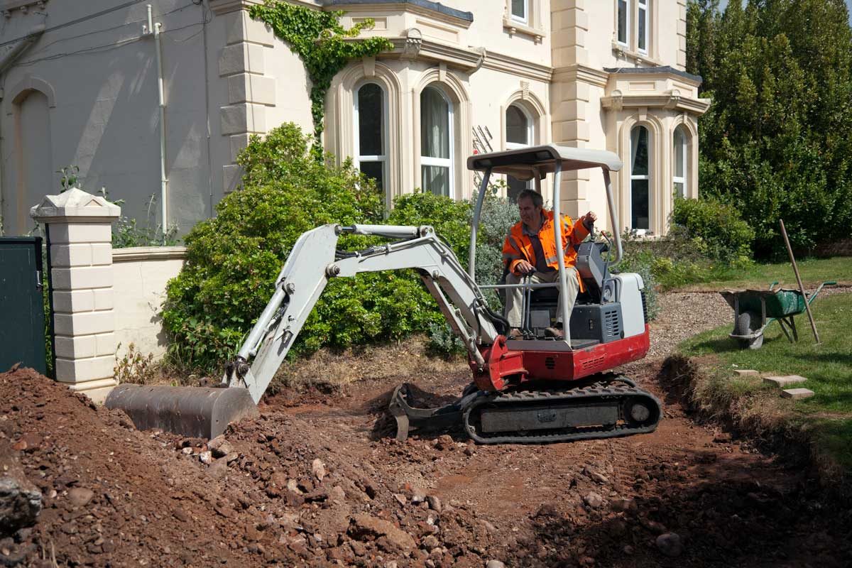 How to Budget Landscaping Costs for a New Home