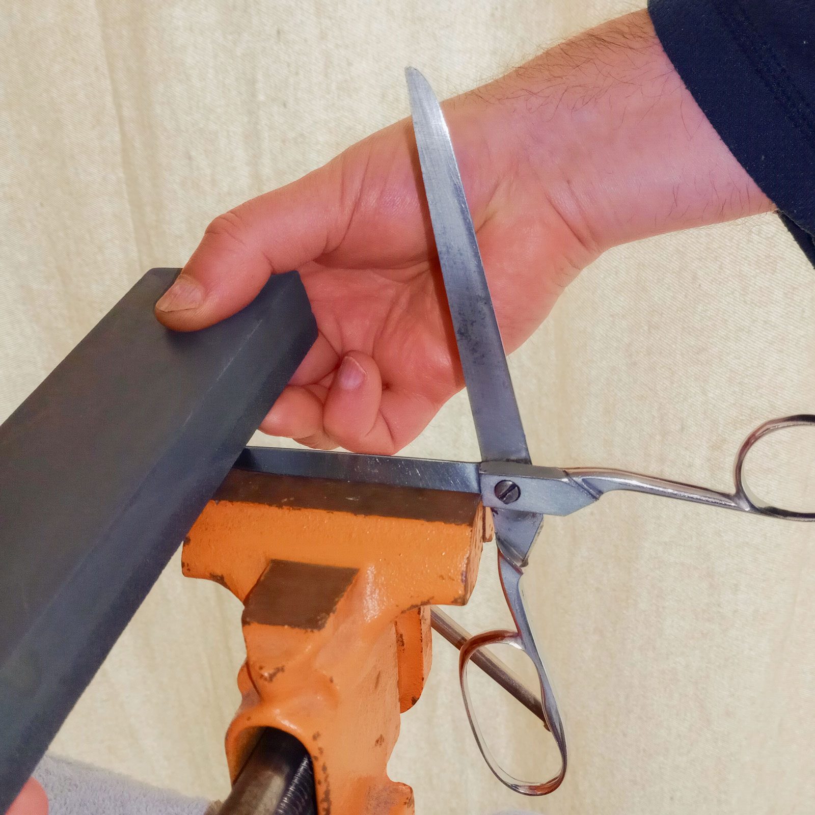 Using A Vise